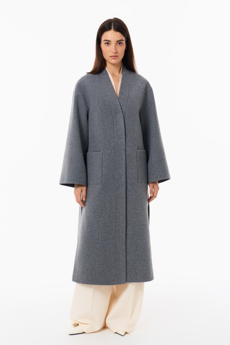 пальто от бренда снежная королева вид слева