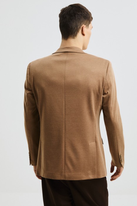 пиджак по цене 3800 руб вид справа