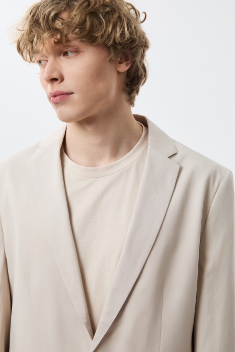 пиджак из россии вид сбоку