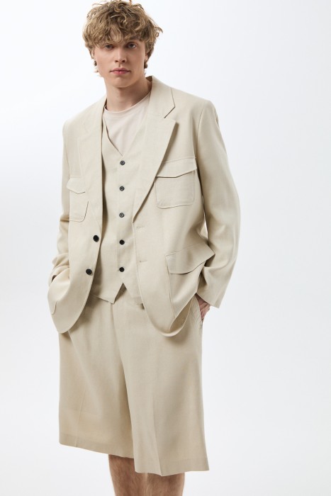 пиджак из россии вид сбоку