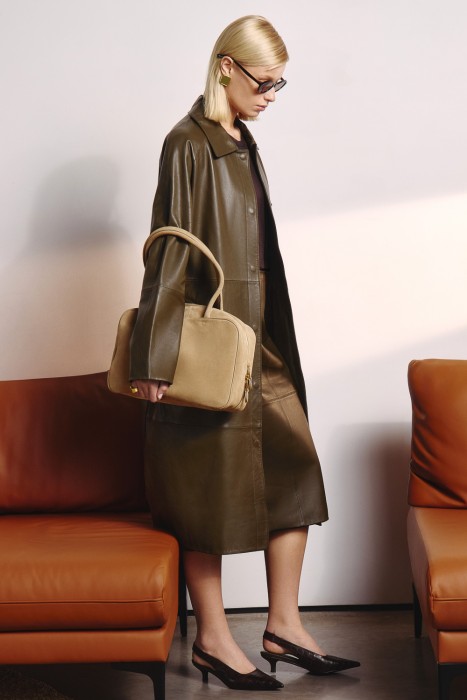 плащ из натуральной кожи 802564003 фотография