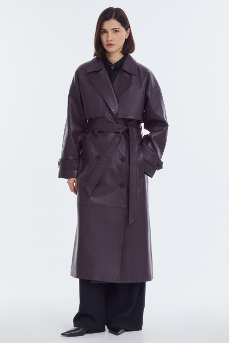 плащ из натуральной кожи от бренда снежная королева вид слева