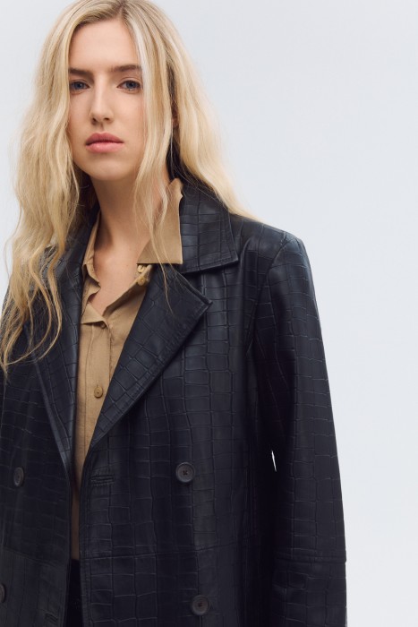 плащ из натуральной кожи из россии вид сбоку