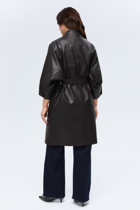 плащ из натуральной кожи по цене 23510 руб вид справа