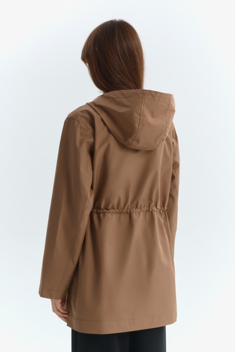 плащ с капюшоном по цене 4400 руб вид справа