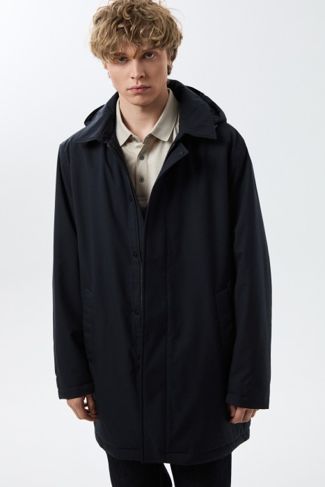 плащ с капюшоном от бренда снежная королева вид слева