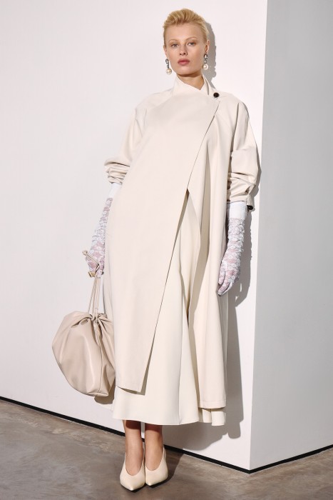 плащ 817368003 фотография