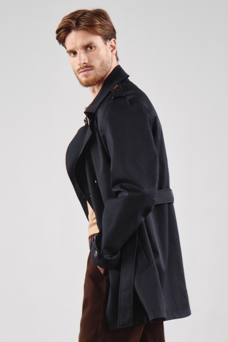 плащ от бренда снежная королева вид слева