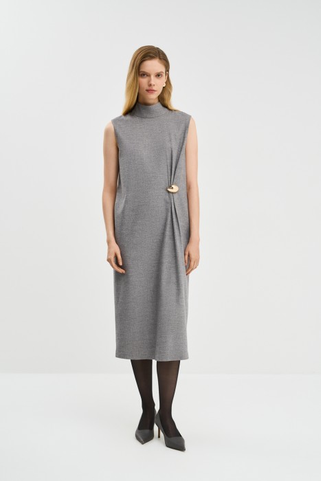 платье без рукавов от бренда снежная королева вид слева