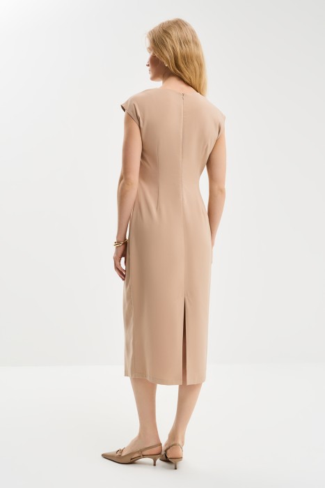 платье-футляр по цене 1860 руб вид справа