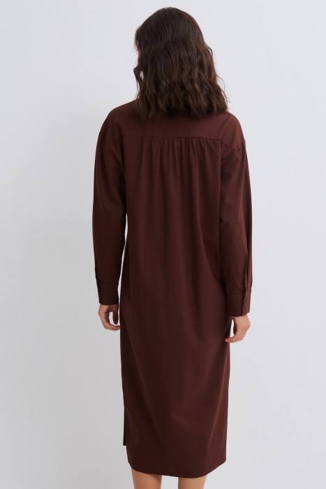 платье-рубашка по цене 3250 руб вид справа