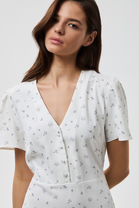 платье с цветочным принтом из россии вид сбоку