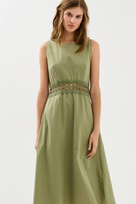 платье с кружевной вставкой от бренда снежная королева вид слева