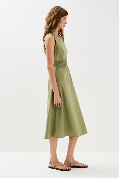 платье с кружевной вставкой по цене 1350 руб вид справа