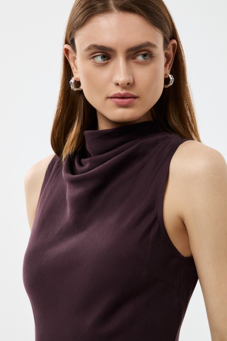 платье с открытыми плечами из россии вид сбоку