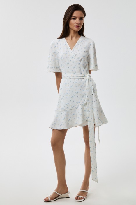 платье с поясом от бренда снежная королева вид слева