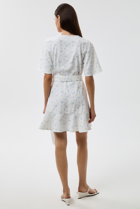 платье с поясом по цене 4690 руб вид справа