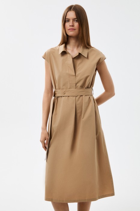 платье с поясом от бренда снежная королева вид слева