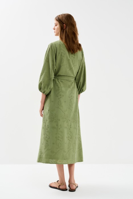 платье с поясом по цене 2470 руб вид справа