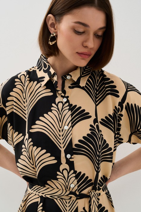 платье с принтом из россии вид сбоку