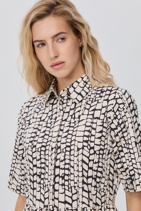 платье с принтом по цене 3350 руб вид справа