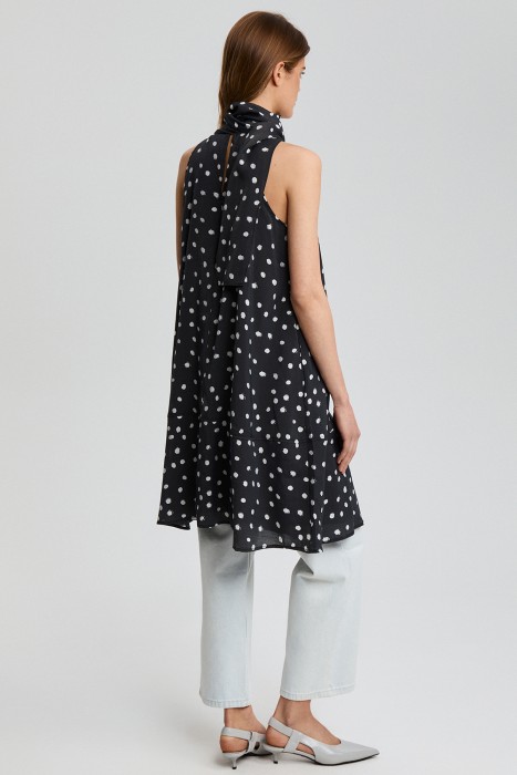 платье с принтом по цене 3990 руб вид справа