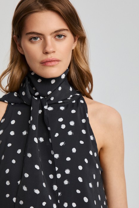 платье с принтом из россии вид сбоку