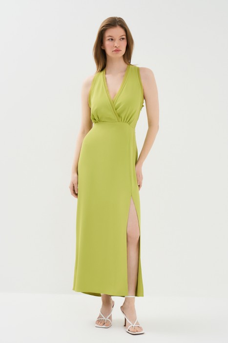 платье с разрезом от бренда снежная королева вид слева