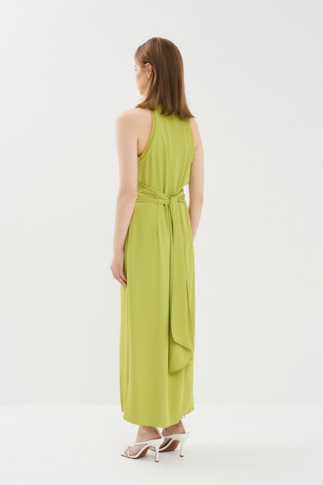 платье с разрезом по цене 2440 руб вид справа