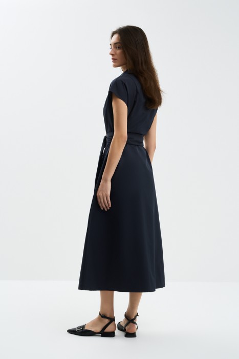 платье с ремнем по цене 2140 руб вид справа