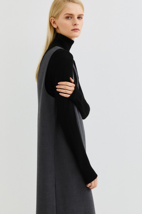 платье-туника по цене 3080 руб вид справа