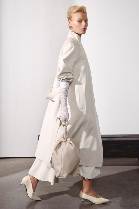 платье от бренда снежная королева вид слева