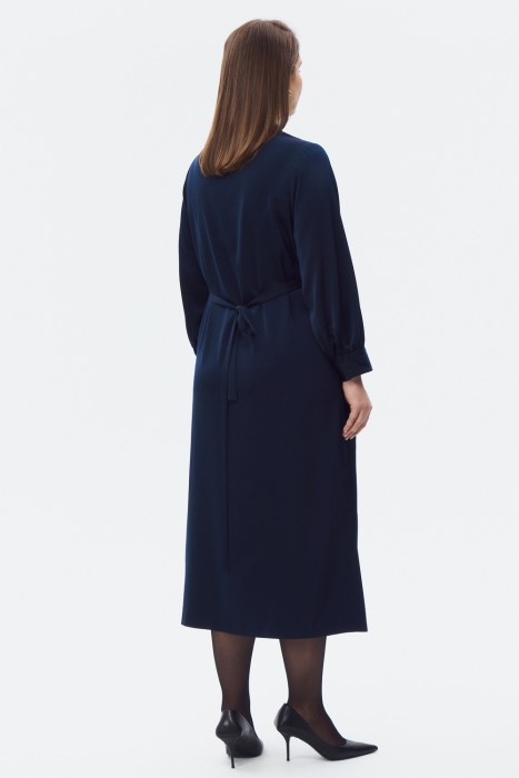 платье по цене 4070 руб вид справа