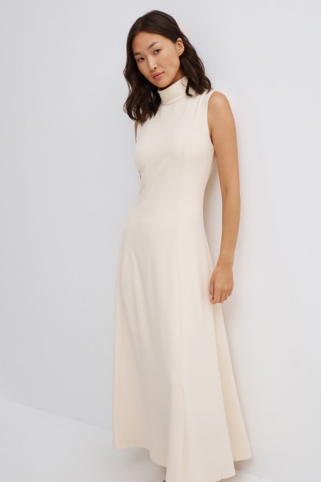 платье от бренда снежная королева вид слева