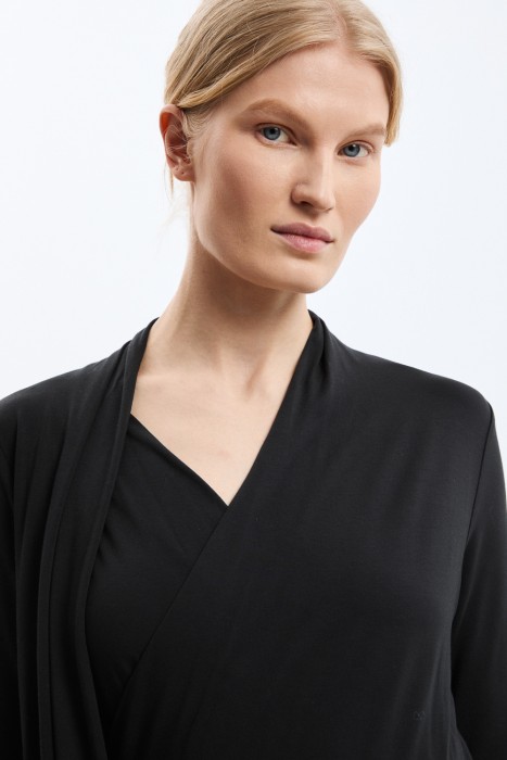 платье от бренда снежная королева вид слева