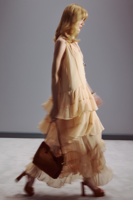 платье от бренда снежная королева вид слева