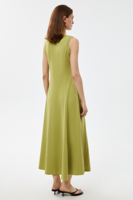 платье по цене 4360 руб вид справа