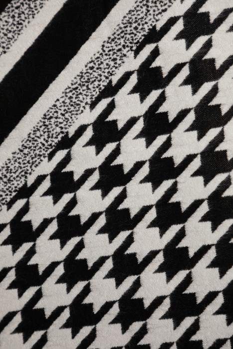 платок от бренда снежная королева вид слева