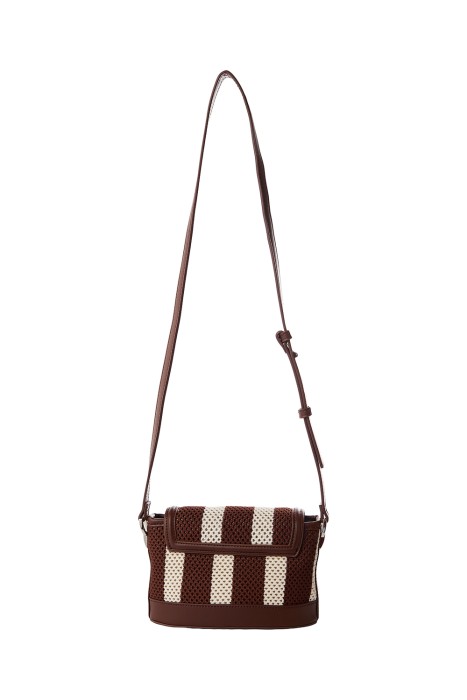 плетеная сумка через плечо по цене 3010 руб вид справа