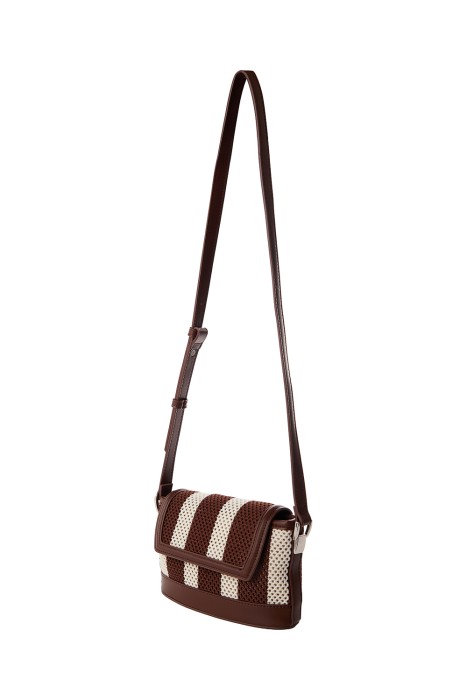 плетеная сумка через плечо из россии вид сбоку