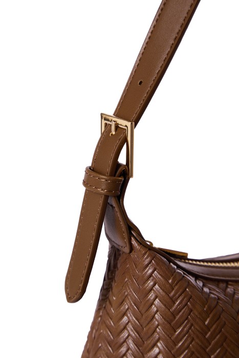 плетеная сумка из искусственной кожи из россии вид сбоку