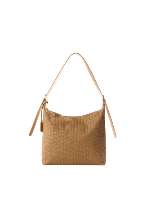 плетеная сумка из искусственной кожи по цене 1800 руб вид справа