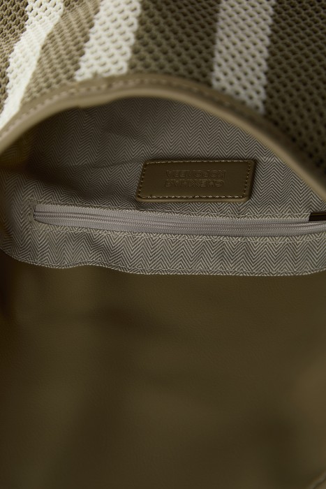 Товар с артикулом 813141003 вид сзади