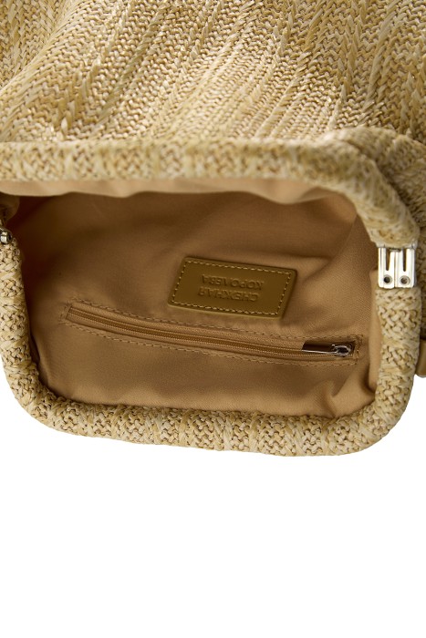 плетеная сумка по цене 2680 руб вид справа