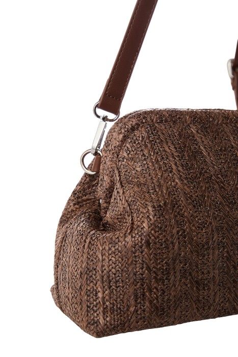 плетеная сумка из россии вид сбоку