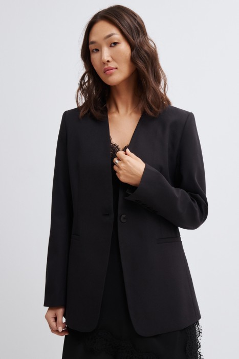 приталенный жакет от бренда снежная королева вид слева