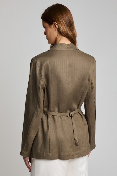 приталенный жакет по цене 5990 руб вид справа