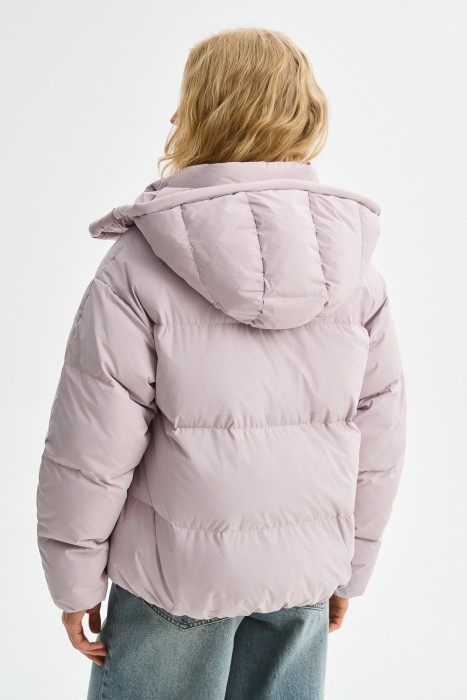 пуховая куртка с капюшоном по цене 8070 руб вид справа