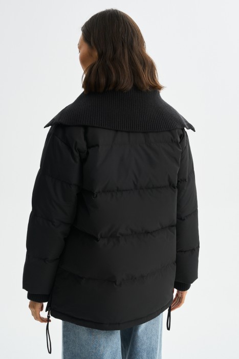 пуховая куртка по цене 5120 руб вид справа