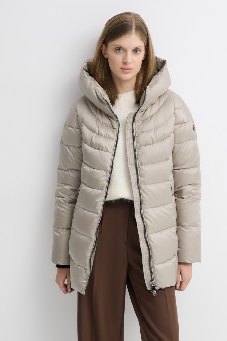 пуховик с капюшоном 749628003 фотография